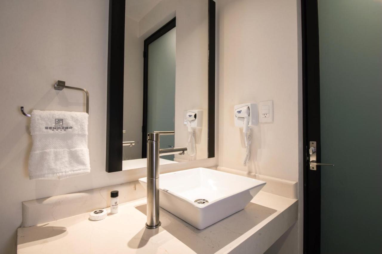 Sendero Hotel อัคโทปาน ภายนอก รูปภาพ